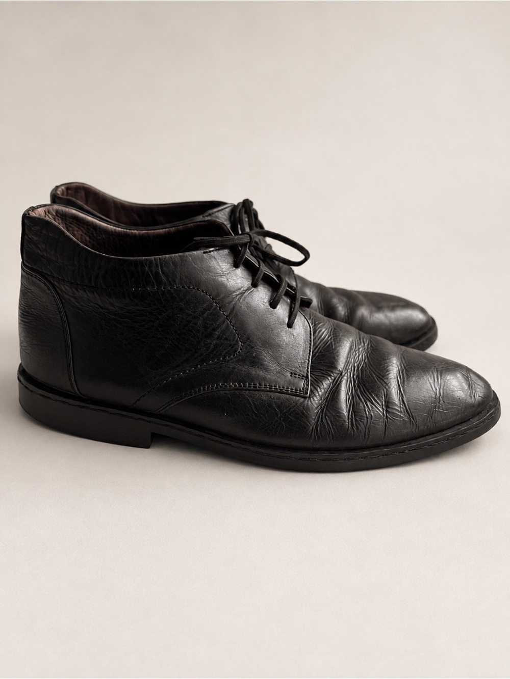 Men's Black Leather Chukka Boots - Classic Lace-Up